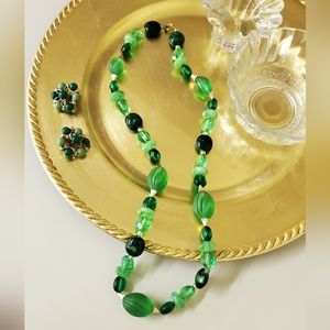 SET Vintage 50's west Germany green beaded necklace clip earrings set emerald